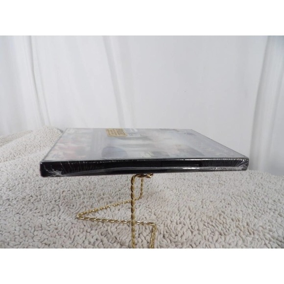 COURAGEOUS - HONOR BEGINS AT HOME (2012) DVD *NEW* - Picture 3 of 3